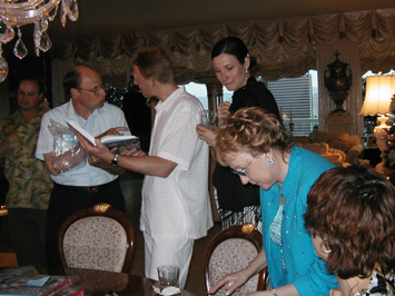 Вечеринка писателей, пишущих об азартных играх