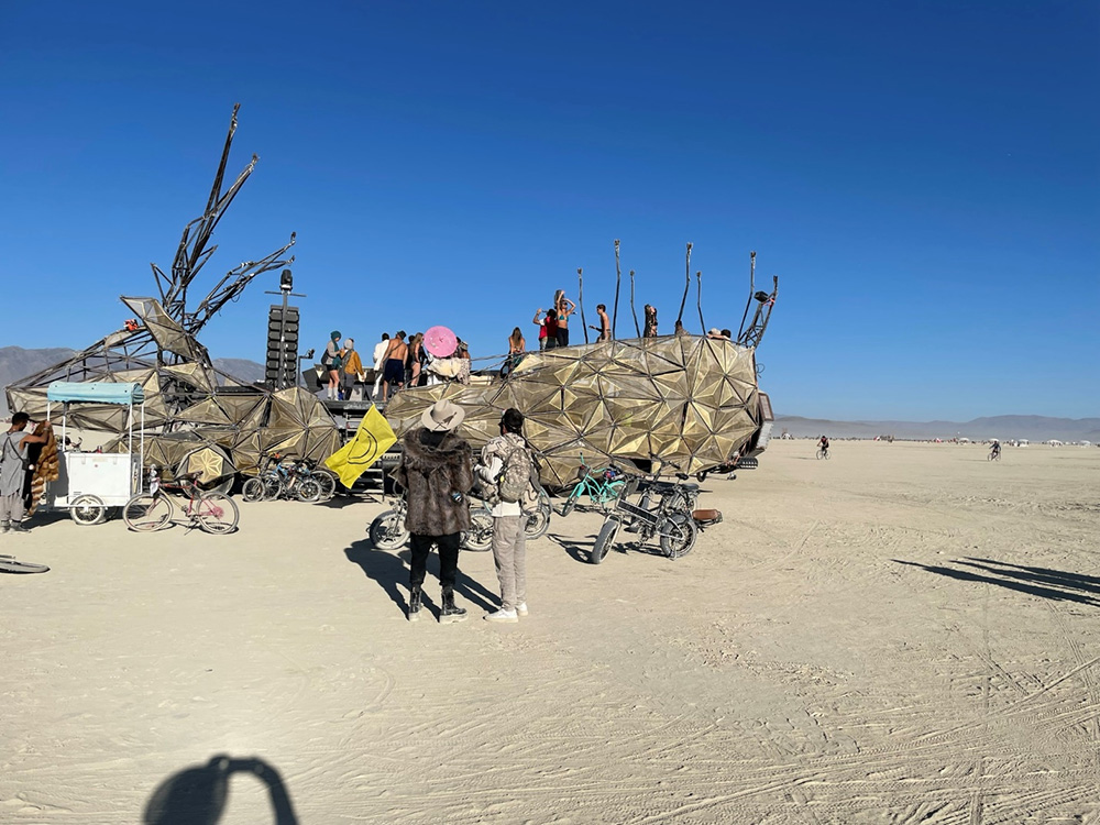 Музыка и танцы