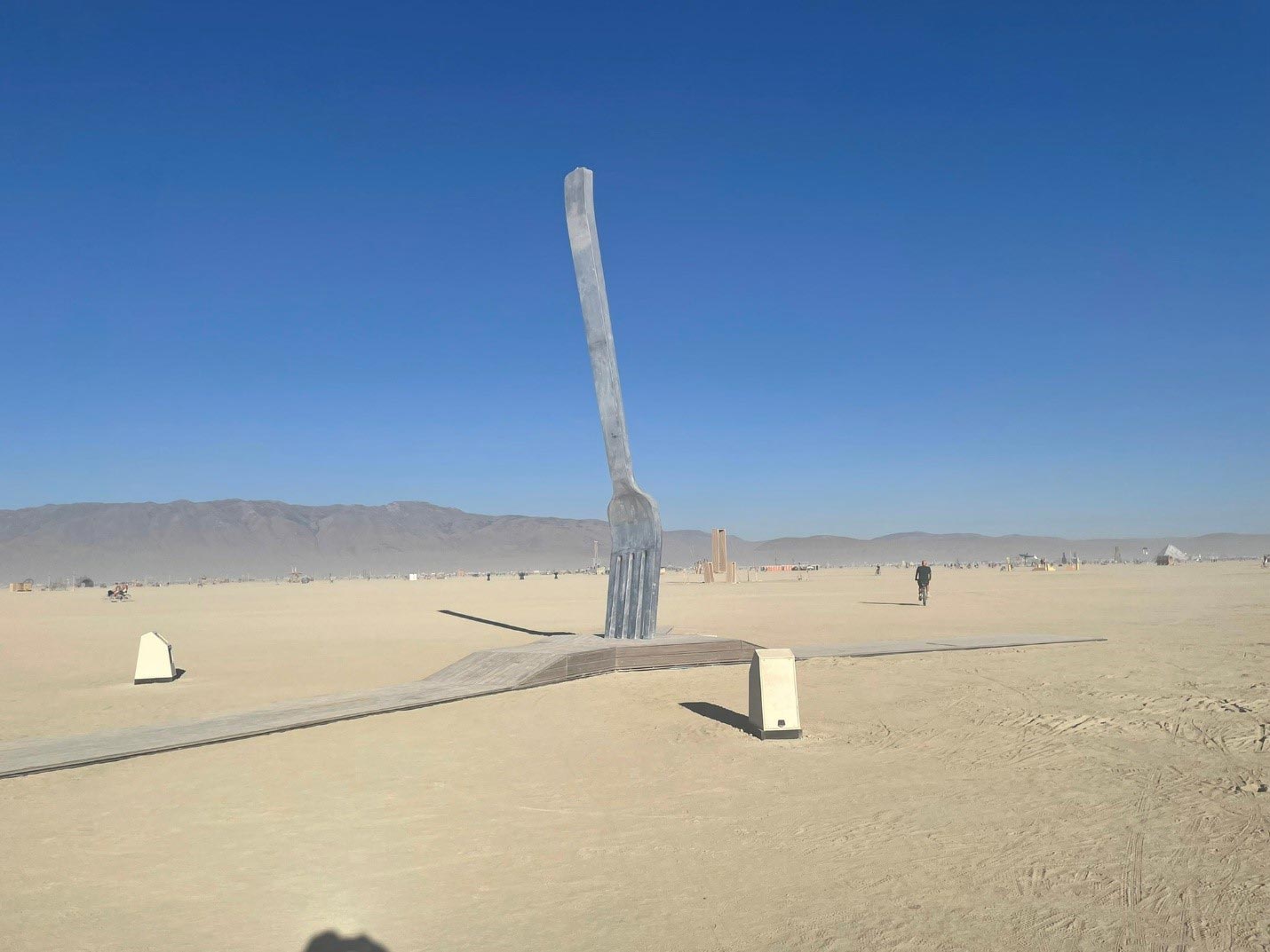 огромная вилка