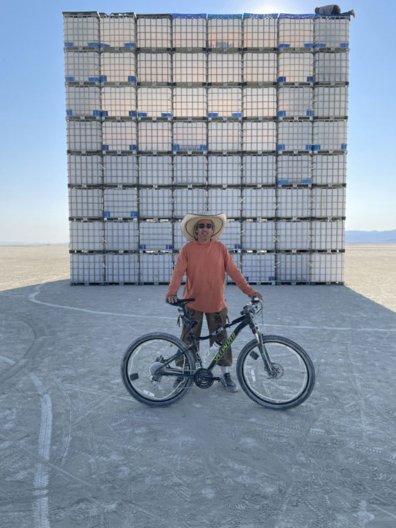 огромный_блок_воды