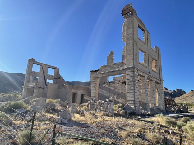 Здание банка Кука